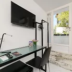 Muta House