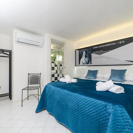 Muta House 3*