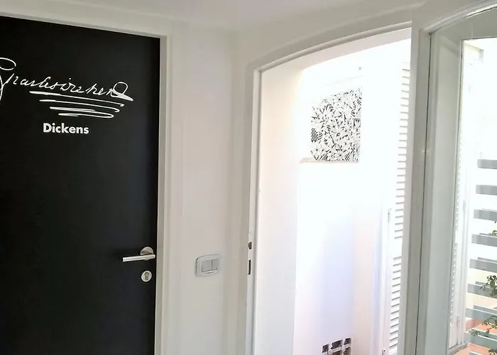 Muta House Pensionat 3*